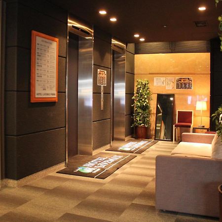 Hotel Livemax Budget Hiratsuka Ekimae Экстерьер фото