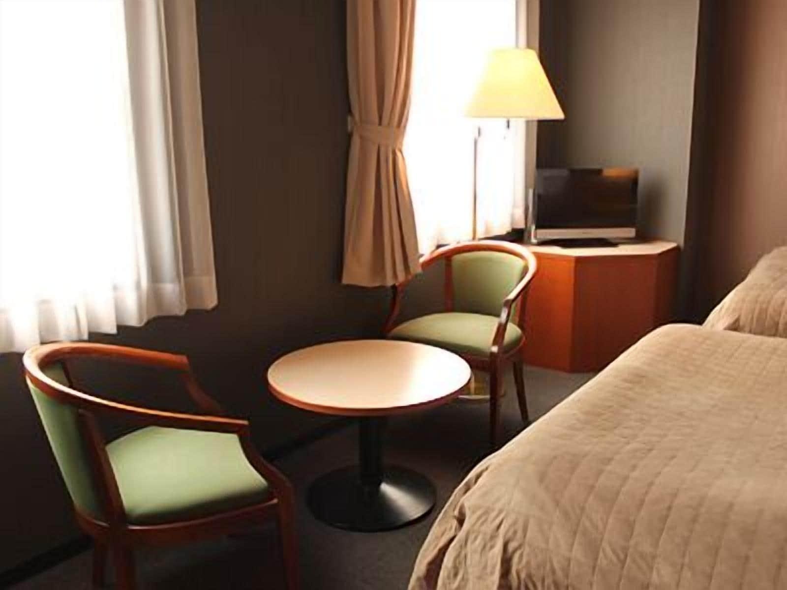 Hotel Livemax Budget Hiratsuka Ekimae Экстерьер фото