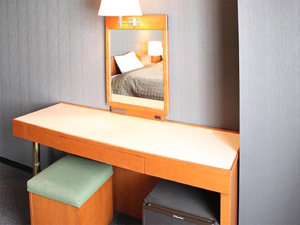 Hotel Livemax Budget Hiratsuka Ekimae Экстерьер фото