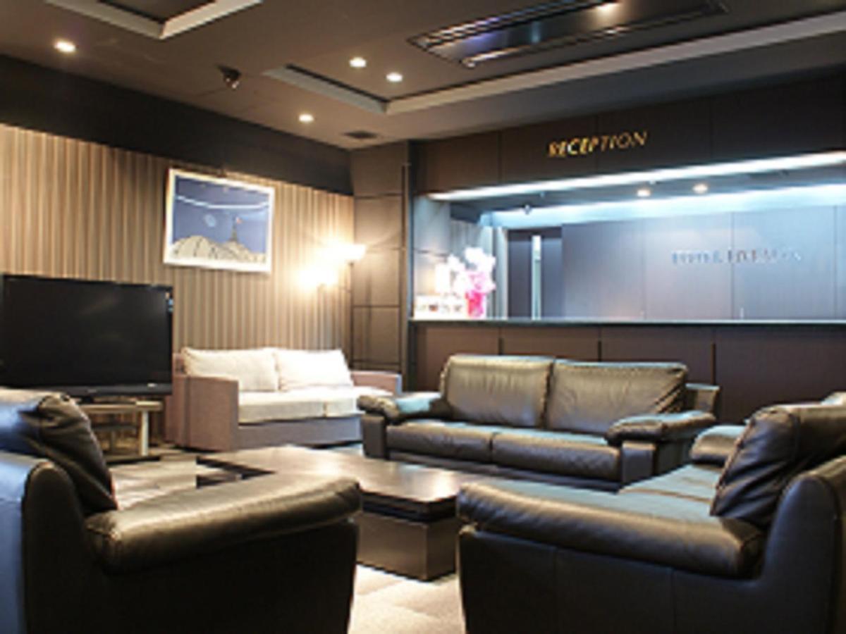 Hotel Livemax Budget Hiratsuka Ekimae Экстерьер фото