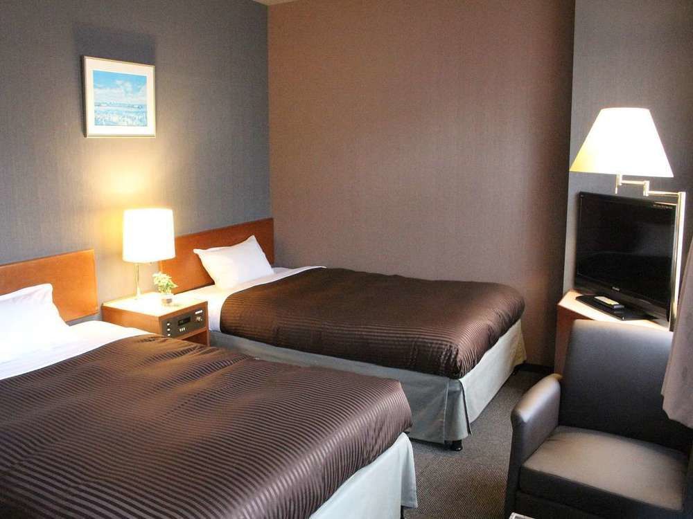 Hotel Livemax Budget Hiratsuka Ekimae Экстерьер фото