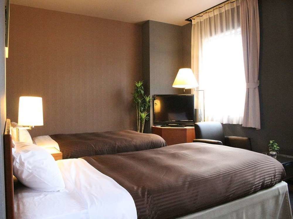 Hotel Livemax Budget Hiratsuka Ekimae Экстерьер фото
