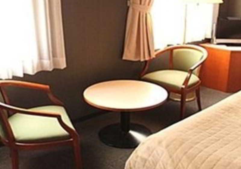 Hotel Livemax Budget Hiratsuka Ekimae Экстерьер фото