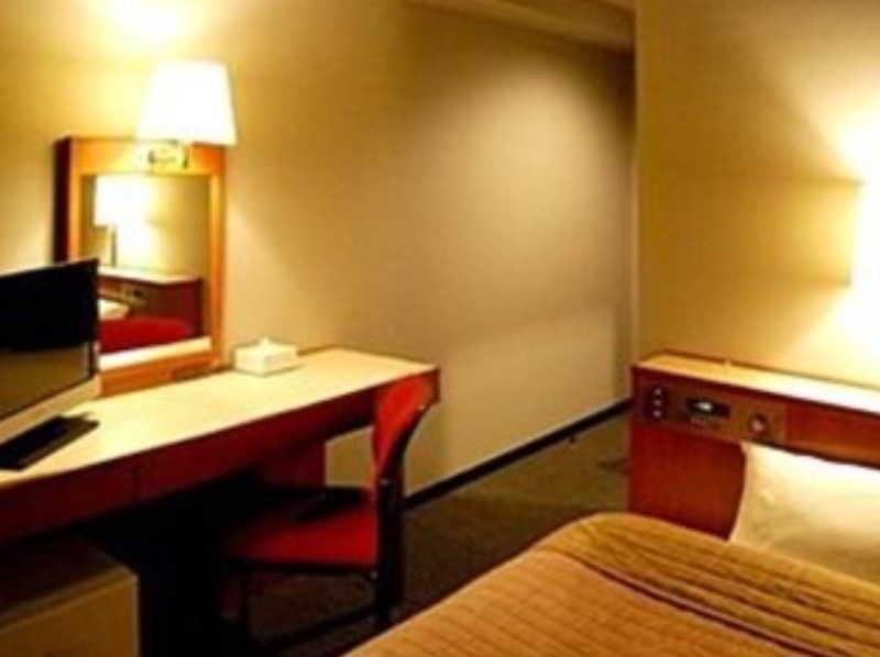 Hotel Livemax Budget Hiratsuka Ekimae Экстерьер фото
