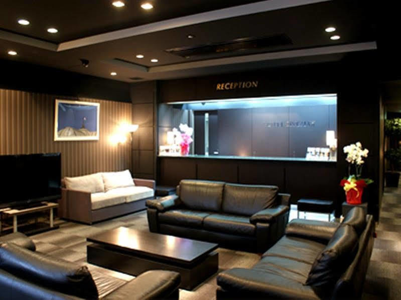 Hotel Livemax Budget Hiratsuka Ekimae Экстерьер фото